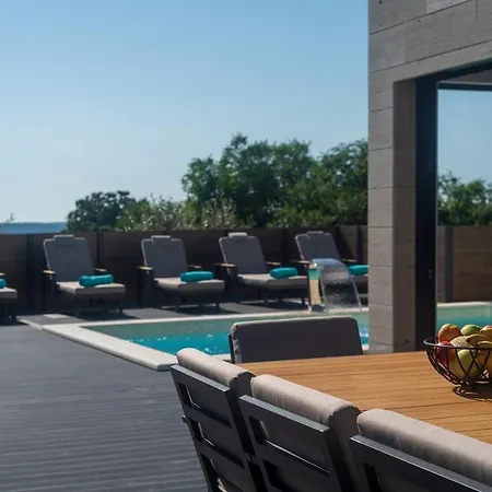 Вилла Kala By Adriaticluxuryvillas Krneza